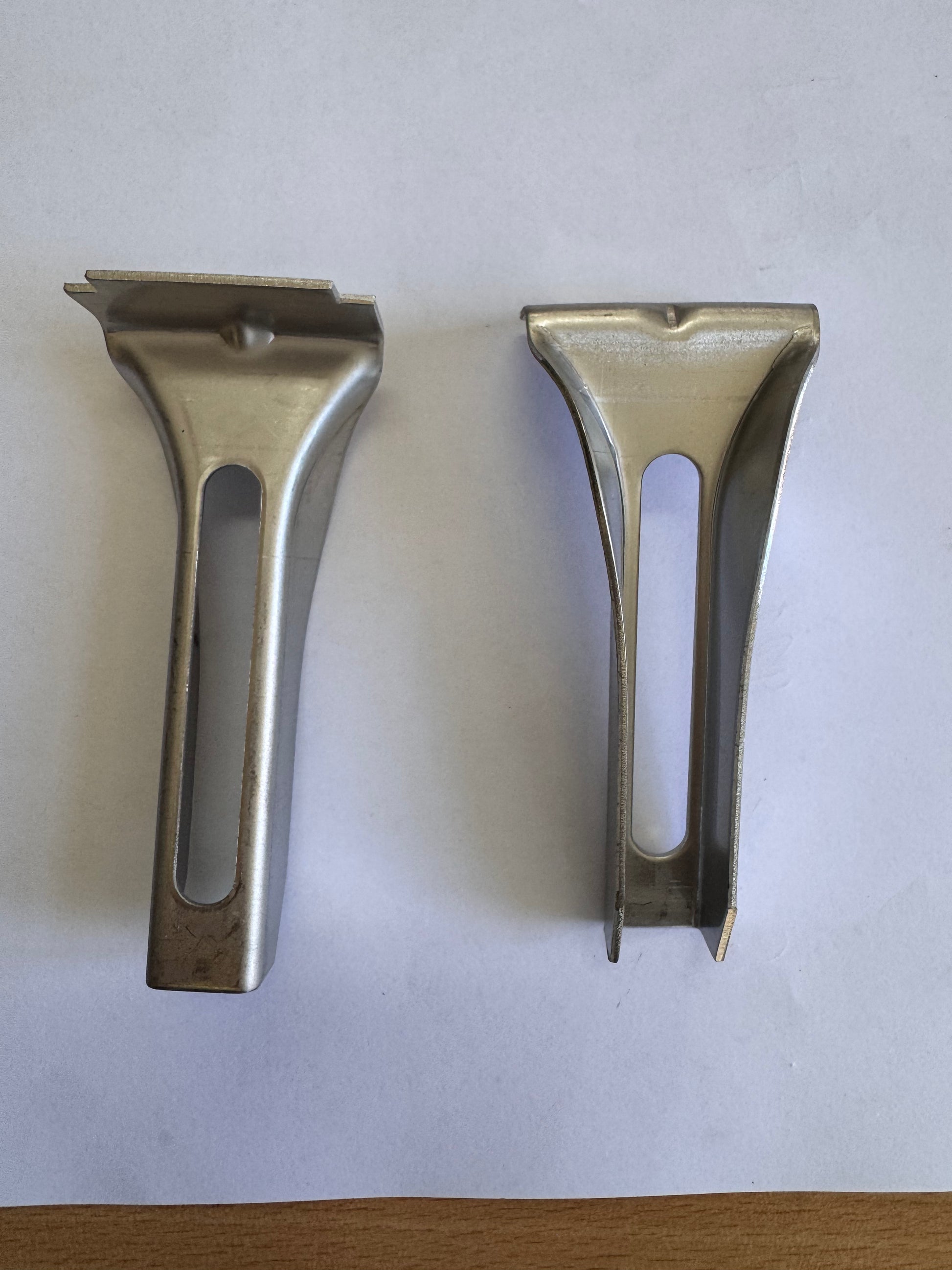 J clamp 38x38mm mesh FRP grating installation